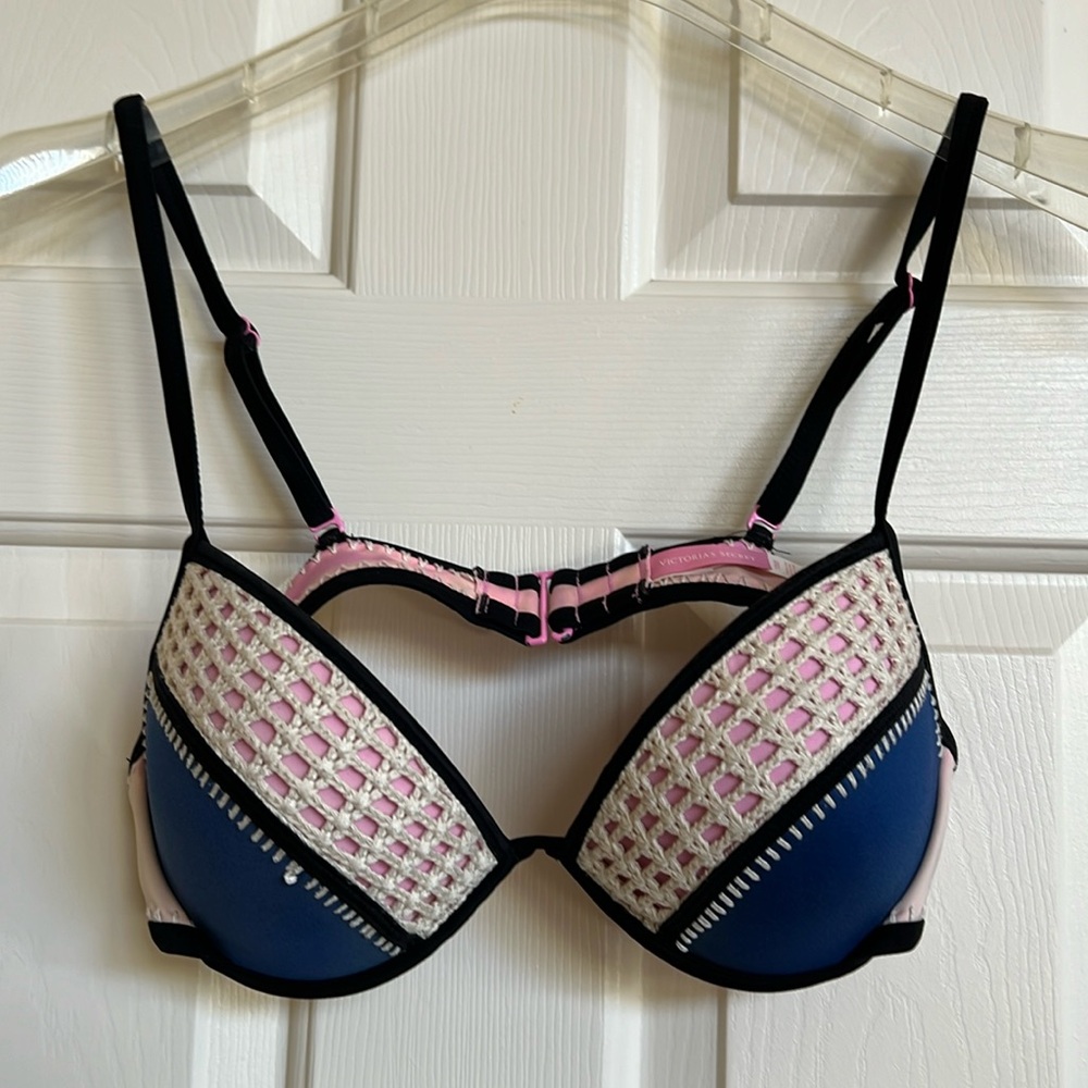 Victoria Secret bra
